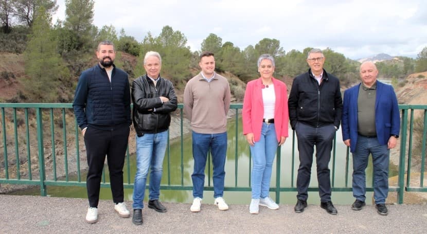 El presidente de la CHS visita los trabajos de la presa del embalse del Argos