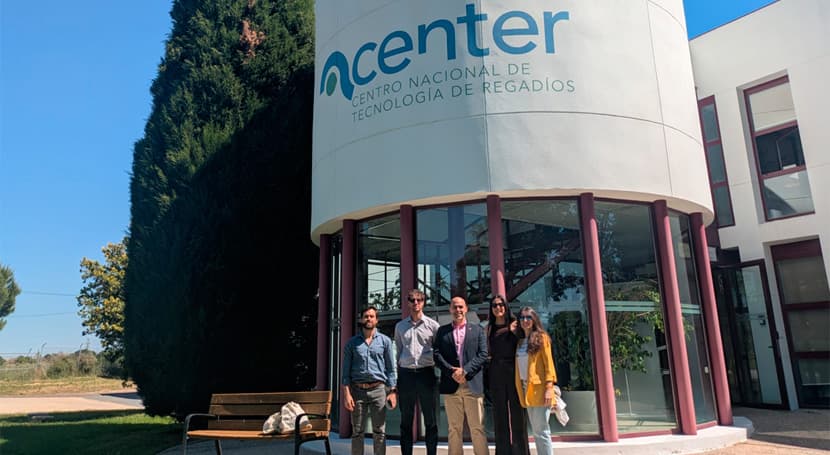 Representantes Canal Isabel II visitan Centro Nacional Tecnología Regadíos